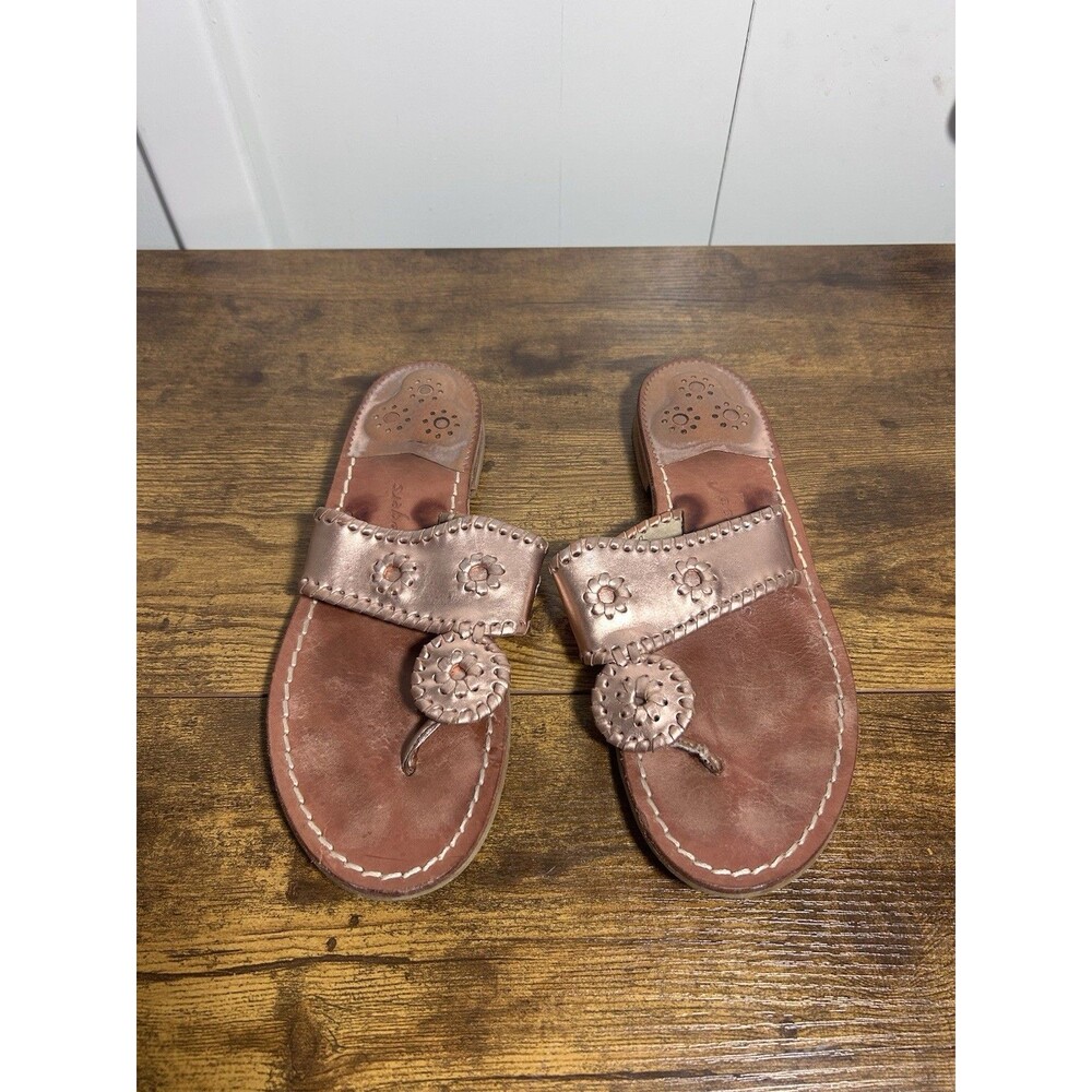 Jack Rogers Women’s sandals thongs Rose Gold Coastal Beach Summer Spring Sz8.5